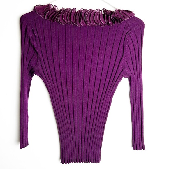 Evie - Purple Ribbed Long Sleeve Too with Flower Collar Detail - Sz. M - Picture 3 of 8
